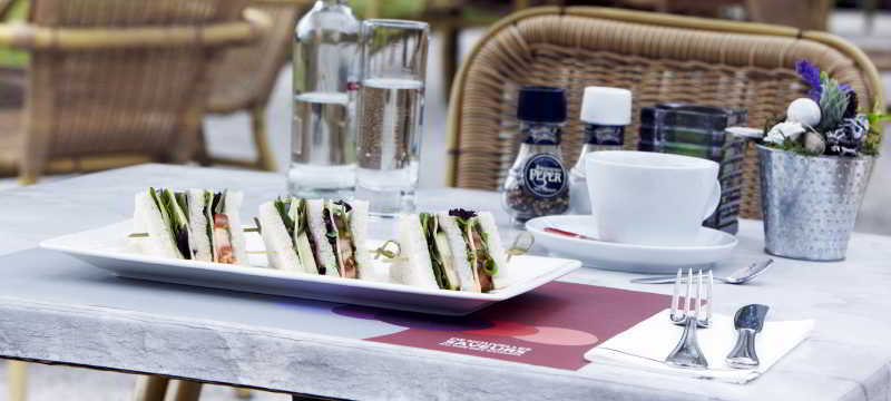 Campanile Hotel & Restaurant Λεουβάρντεν Εξωτερικό φωτογραφία