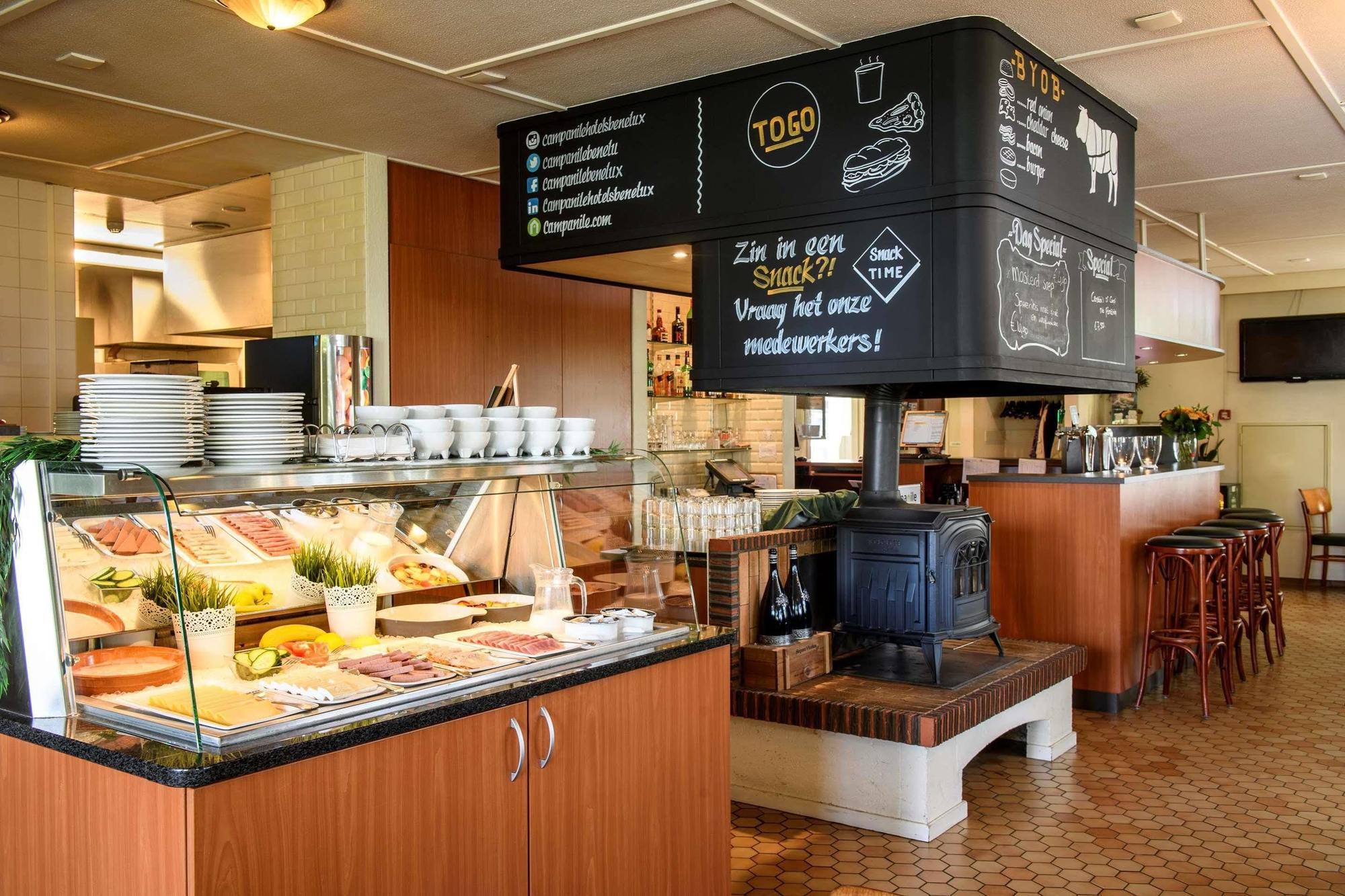 Campanile Hotel & Restaurant Λεουβάρντεν Εξωτερικό φωτογραφία