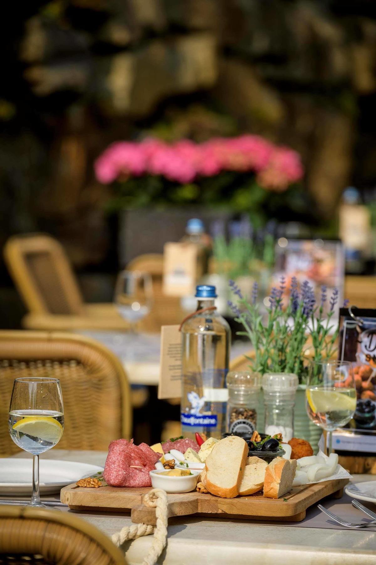 Campanile Hotel & Restaurant Λεουβάρντεν Εξωτερικό φωτογραφία